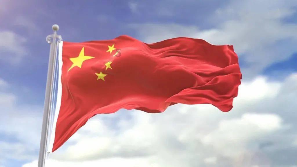 程晓玥回澳洲婆家度假，9个月胖豆近状曝光，与父亲首次体验游泳